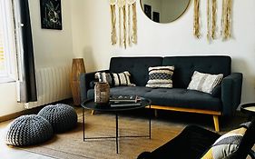 PROCHE Paris - GRAND APPART- 2 chambres - Wifi